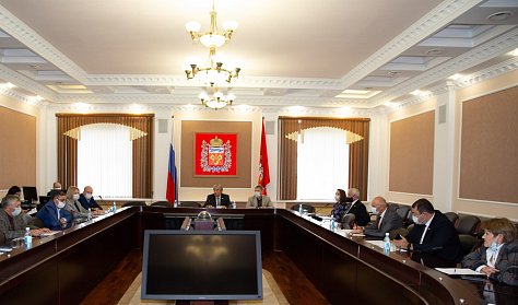 Совет ЗС собрался в 100-й раз